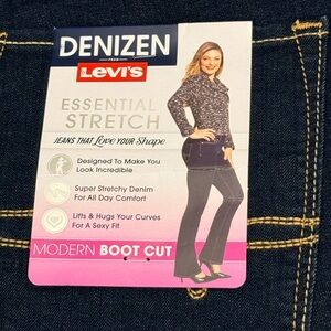 NWT Denizen Levi's Women's Essential Stretch Bootcut Jeans - Dark Navy Size 16M